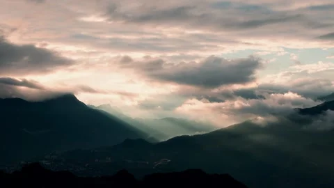 Scenic Mountains 動画素材 263939684