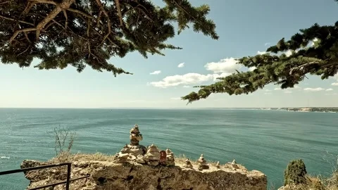 Scenic ocean view with balanced rock stacks Stock-Footage 342702651