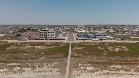 SCENIC PUSH IN ON BEACH TOWN Stock Footage 93553268