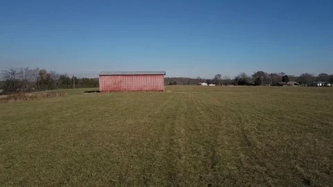 Scenic red barn in field Video stock 84659206