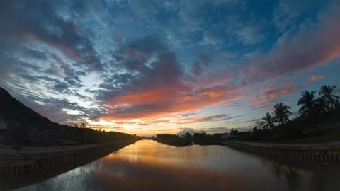 Scenic River View at Sunset Stock-Fotos