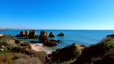 Scenic view of the Algarve Coast in Winter, south of Portugal Video stock 147371253