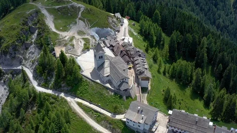 Scenic view of the beautiful landscape in the Alps, picturesque nature of Italy Stock-Footage 112872906