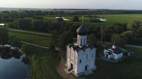 Scenic view of the Church of the Intercession on the Nerl, Russia. Stock Footage 109100471
