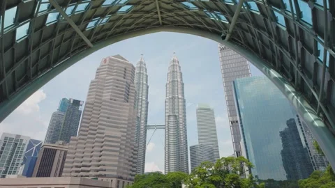 Scenic view of the KLCC view from the pedestrian bridge Saloma Link Stock-Footage 275866818