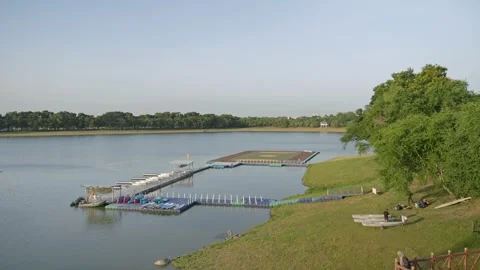 Scenic View of Lake and Shore from the Bridge 스톡 동영상 314708053