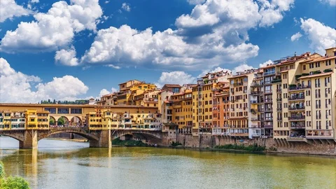 Scenic view on Ponte Vecchio in Florence, Italy Video stock 103854926