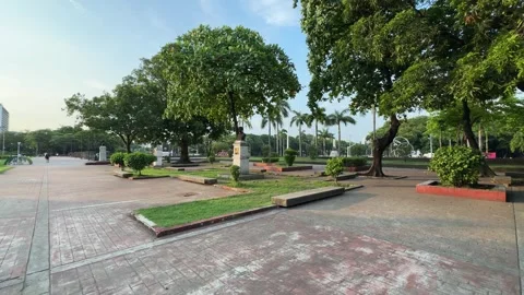 Scenic View of Rizal Park Grounds, Manila 4K 60fps Vídeo Stock 338400595