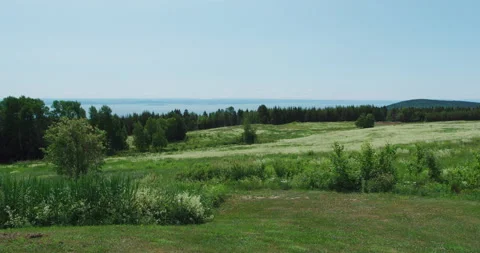 Scenic view of the saint lawrence river at cloudy day Vídeo Stock 130982120