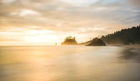 Scenic view of sea stack in Second beach when sunset,in mt Olympic National p Stock Photos