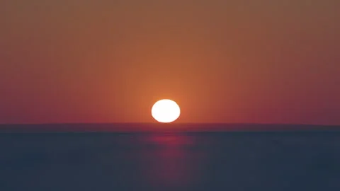 The scenic view on sunset sky over the snow field Video stock 196085498