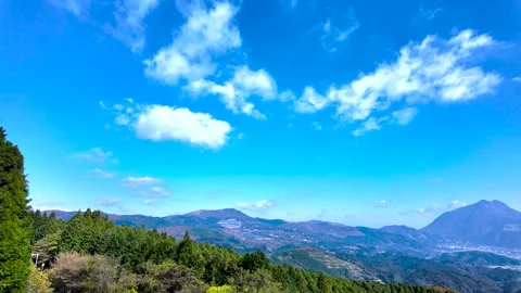 Scenic White Cloud Formation and Sky Motion – Timelapse Stock Footage 336975059