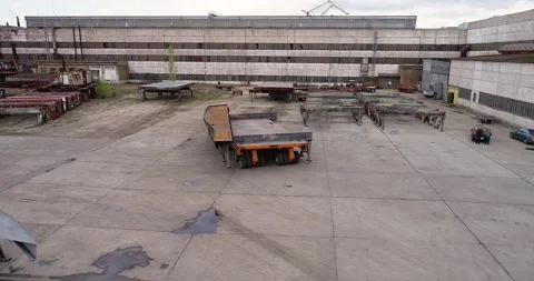 SCHEUERLE Shipyard Transporter is the vehicle for efficient transportation of Видео 314888051