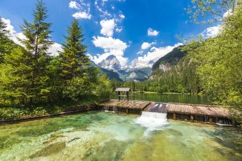 Schiederweiher in Hinterstoder with a view at the mountain peaks Spitzmauer Stock Photos