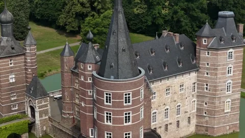 Schloss Merode, Merode Castle, Aerial view of the facility at Merode, Germany. 스톡 동영상 312006367