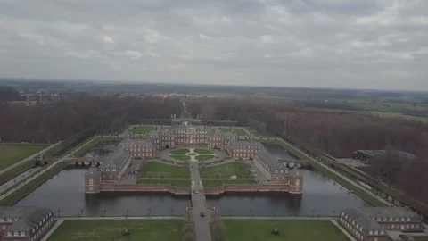 Schloss Nordkirchen view from front side away 動画素材 100464560