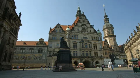 Schlossplatz Dresden Stockbeeldmateriaal 65005308