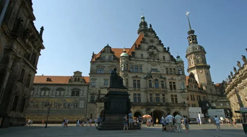 Schlossplatz Dresden Stock Footage 65007534
