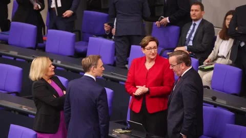 Scholz warns of risks of reduced international support for Ukraine, Berlín, DE - Stock Footage 258475045