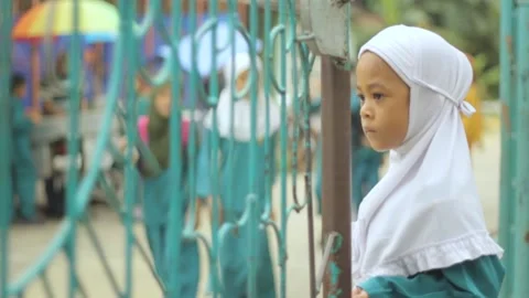 SCHOOL CHILDREN Stock Footage 199946297