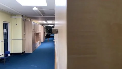 School in lockdown  Video stock 135952998