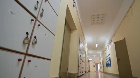 School lockers dolly shot 動画素材 40300699