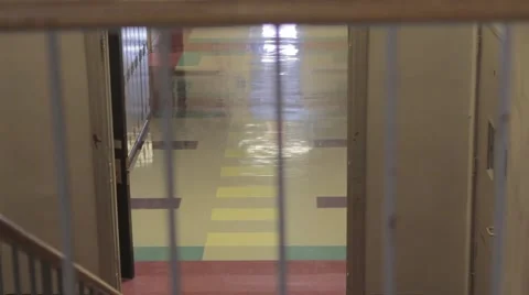 School stairs looking into empty hall dolly 動画素材 40854815