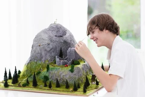 School student working on model building project Fotos de archivo