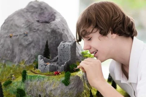 School student working on model building project Fotos de archivo