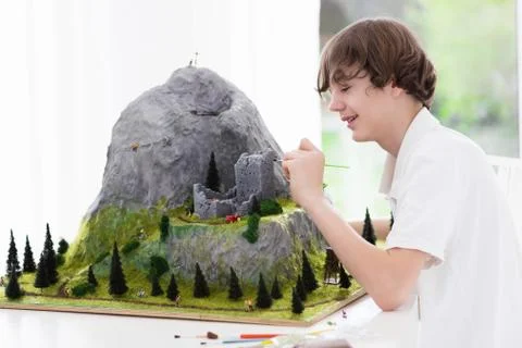 School student working on model building project Fotos de archivo