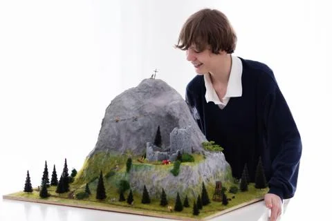 School student working on model building project Fotos de archivo