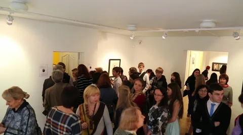 School students an exhibition in one of the museums of Moscow Stock Footage 44639202