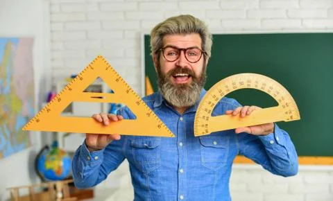 Science camp. education. exact sciences. happy bearded teacher in glasses. back 스톡 사진