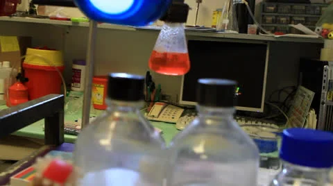Scientific research laboratory Vídeos de archivo 25593512