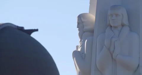 Scientist and astronomer statues at griffith observatory Stock Footage 87391442