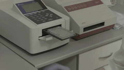 Scientist makes tests in the laboratory Video stock 143159775