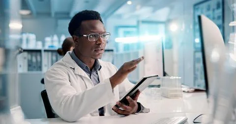 Scientist, reading or man with computer in lab for medical research, DNA Foto stock