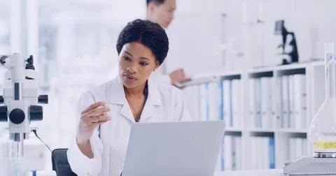 Scientist, sample and laptop in lab for experiment results, medical innovat.. Stock Photos