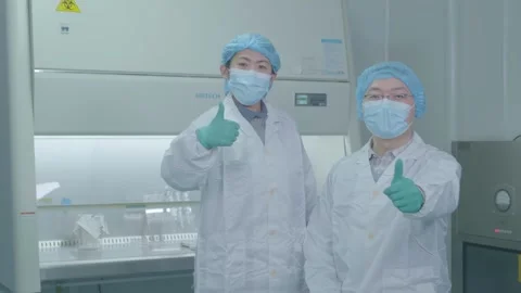 A scientist in a sterile laboratory environment. Stock Footage 316384417