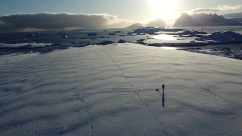 Scientist studies glacier in Antarctica 스톡 동영상 308472345