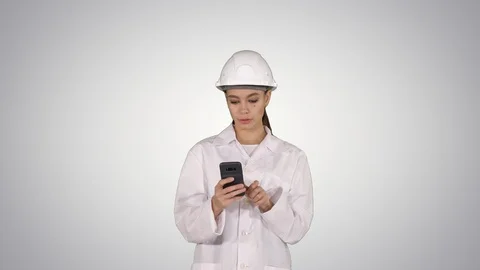 Scientist Using Phone Texting Message on gradient background. Vídeo Stock 102283603