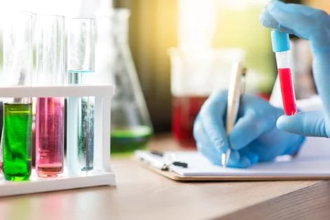 Scientist working at the laboratory Foto stock