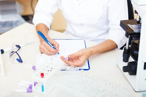 Scientist working with samples Foto stock
