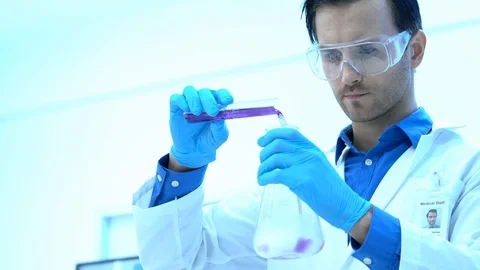 Scientists are experimenting with chemicals compound Video stock 108608098