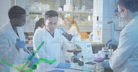 Scientists in laboratory analyzing data and conducting research on virus samples Foto stock