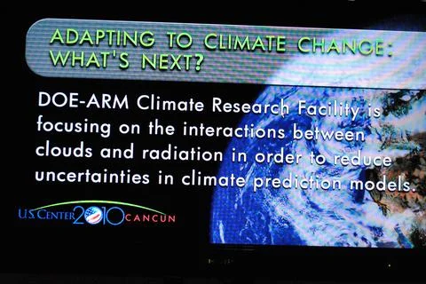Scientists present the side event, "Climate Change Research Program in the .. 库存照片