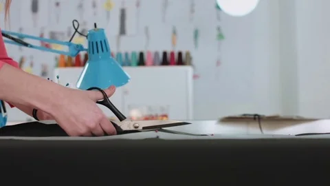 Scissors Cutting Fabric Sewing 02 Видео 75175115
