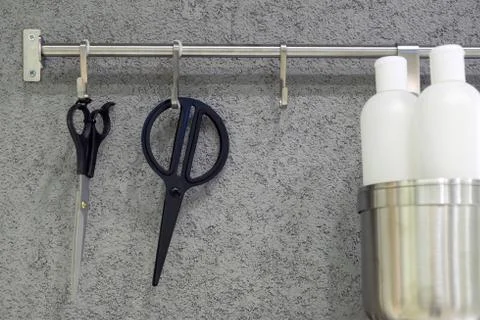 Scissors hanging on the hook Stock-Fotos