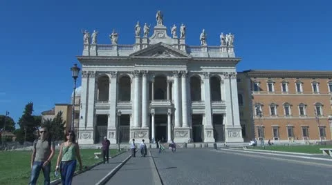 Sclupture Rome,church St.Giovani Vídeos de archivo 12358635