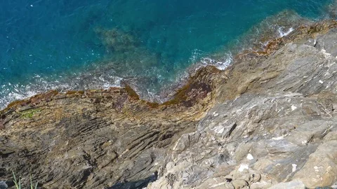 Scogliera top view Video stock 95978459